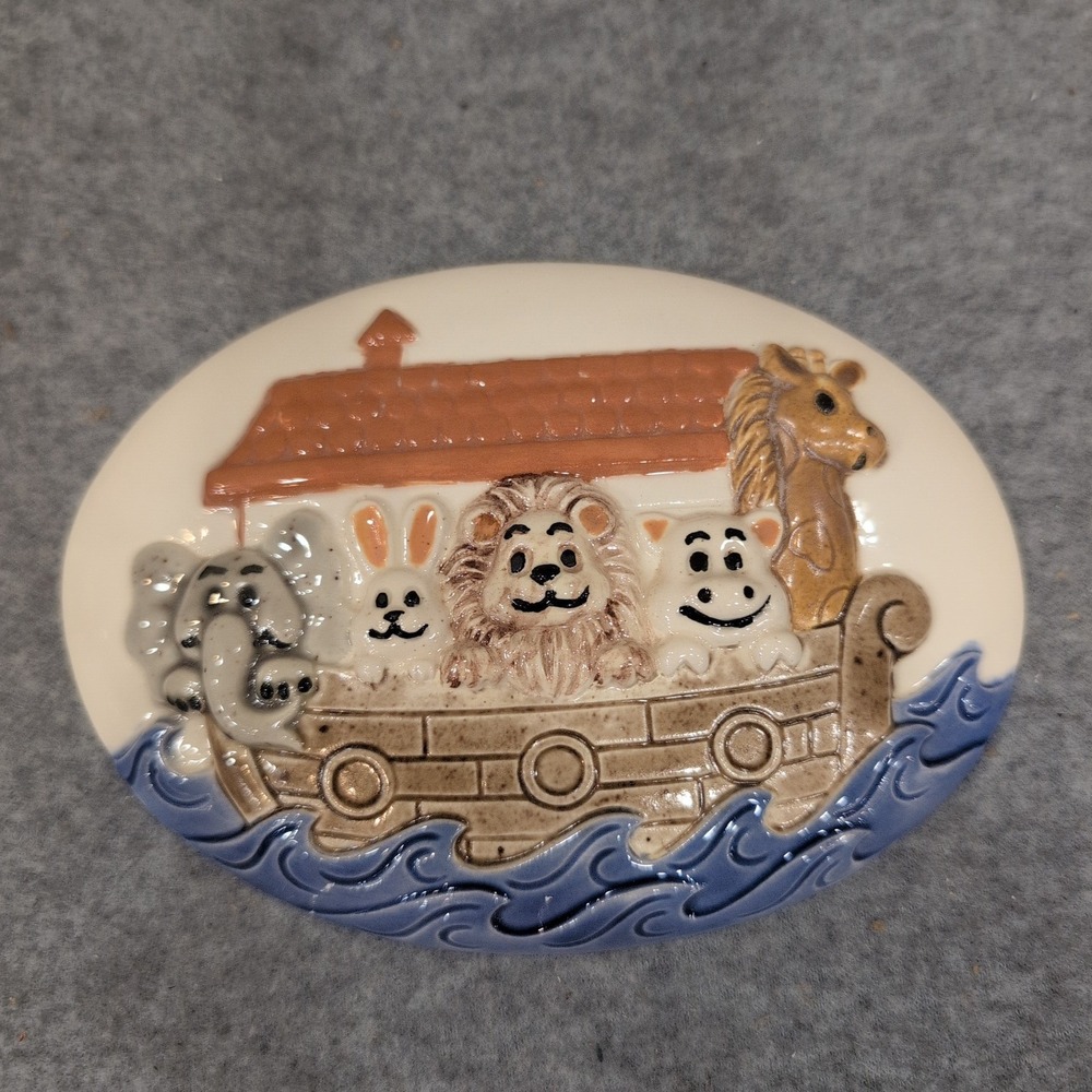 Noah's Ark Ceramic Wall Plaque Nursery Decor Relief Animal Art Glossy Glaze